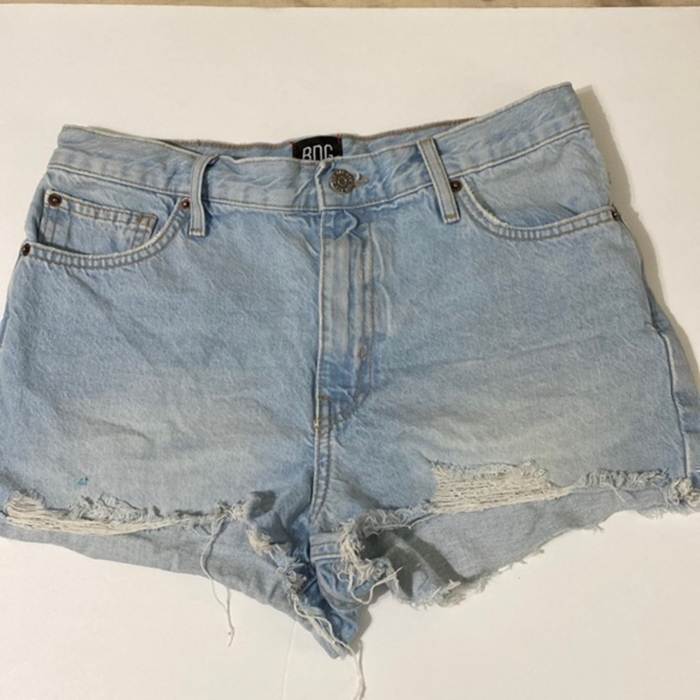 BDG denim Girlfriend high-Rise shorts size 28